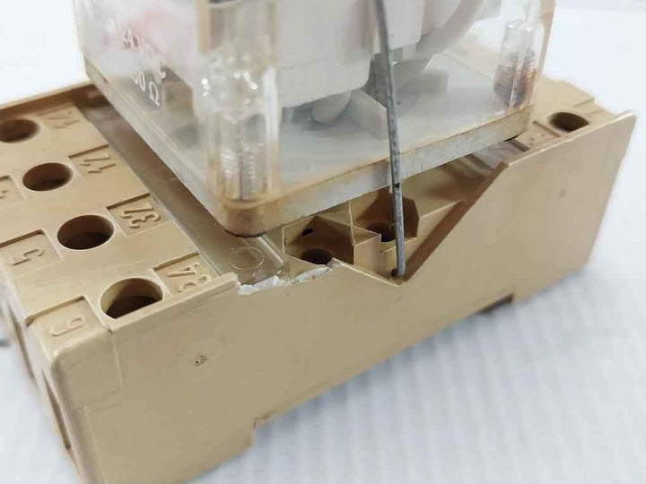 Paramount Series P3 2C/O F Z Coil Relay With An Electromatic Base Used