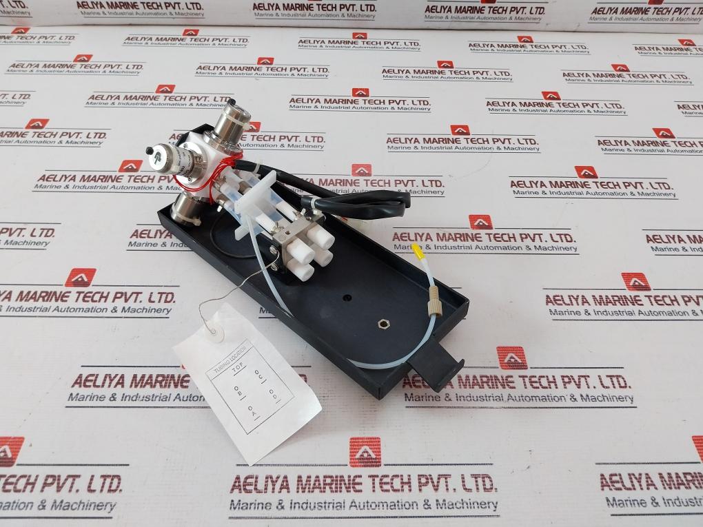 Parker 018-0065-900 Multichannel Inert Ptfe Manifold Valve Vac-20 Psig Dc 9V