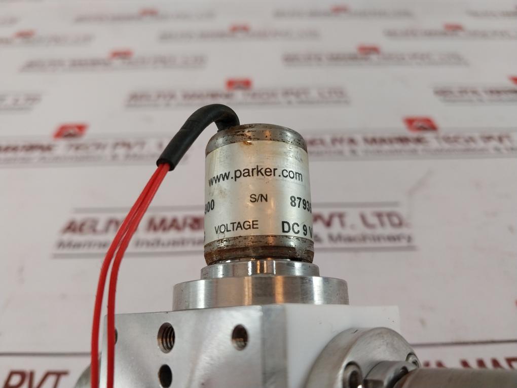 Parker 018-0186-900 Multichannel Inert Ptfe Manifold Valve Vac-20 Psig