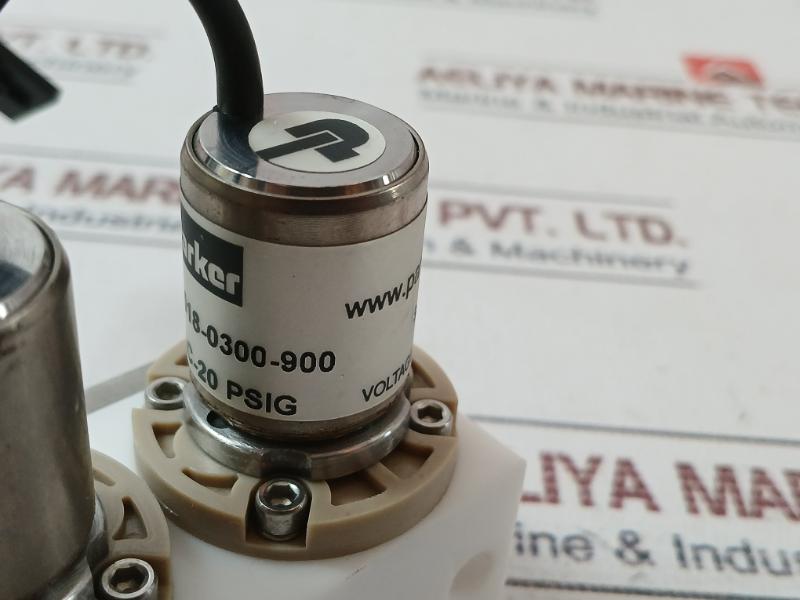 Parker 018-0300-900 Hplc Gradient Valve Vac-20 Psig Dc 9 V