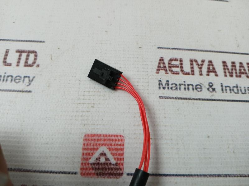 Parker 018-0300-900 Hplc Gradient Valve Vac-20 Psig Dc 9 V