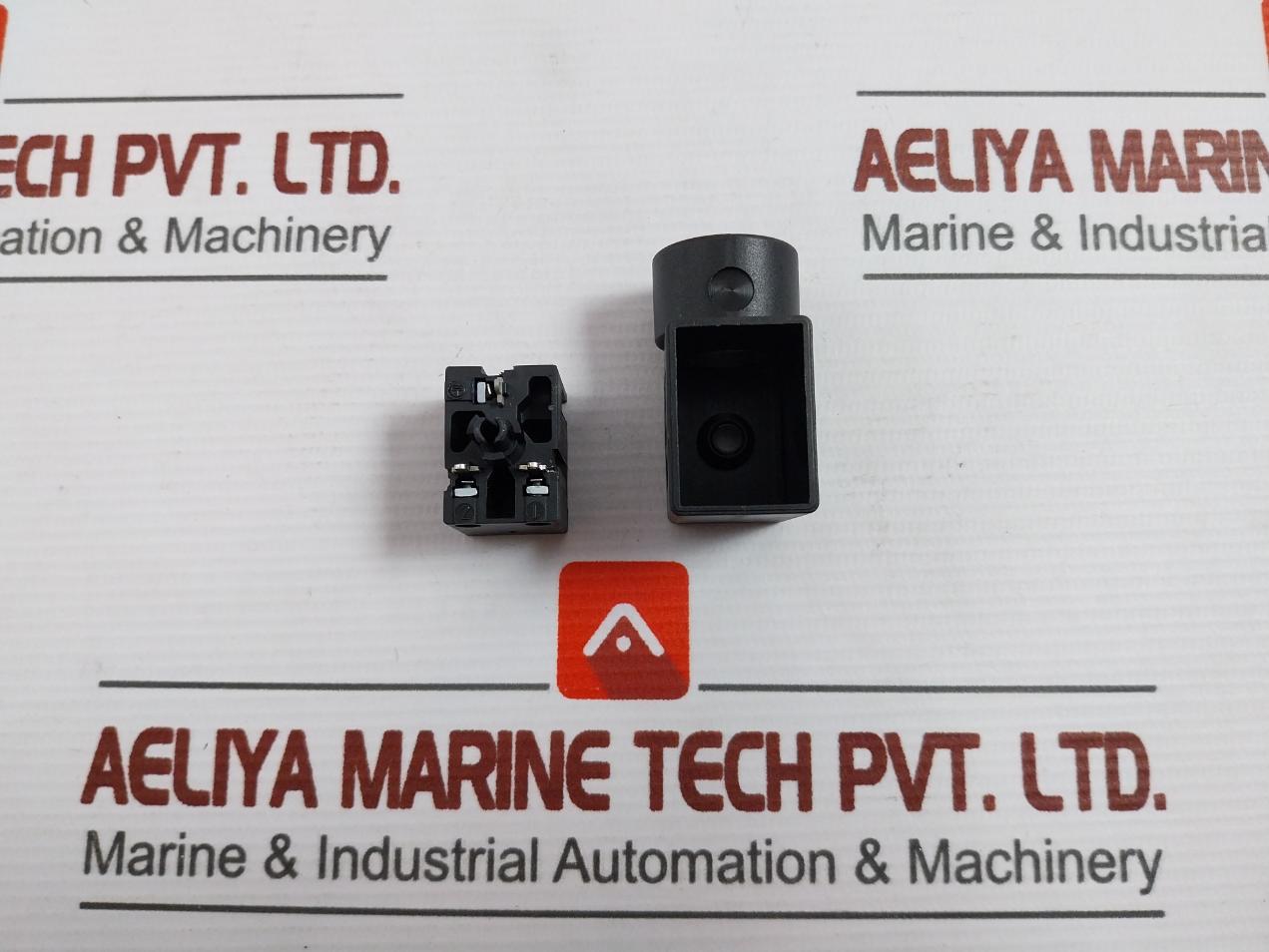 Parker 10A 250V Electrical Connector