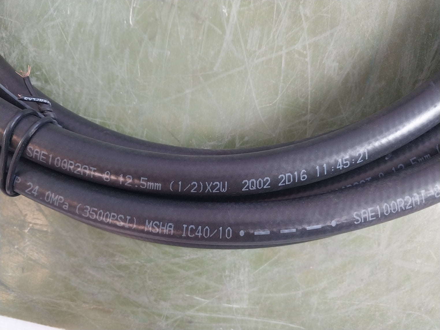 Parker 301-8 Wp Hydraulic Hose 24.0Mpa 3500 Psi 12.5Mm 2Q02 2D16