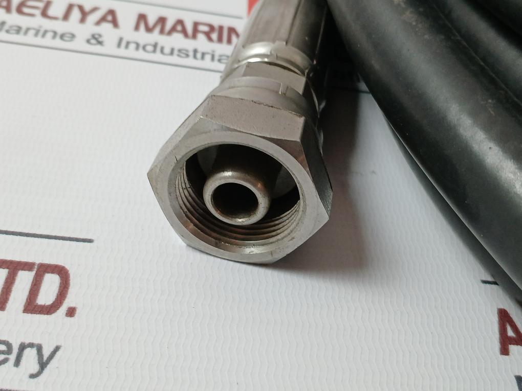 Parker 301-8 Wp No-skive Hydraulic Hose 24.0Mpa (3500Psi) 200K 12.5Mm