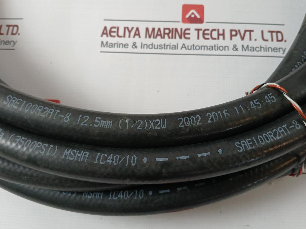 Parker 301-8 Wp No-skive Hydraulic Hose 24.0Mpa (3500Psi) 200K 12.5Mm