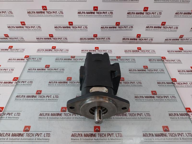 Parker 326-9121-118 Hydraulic Pump 7111 12