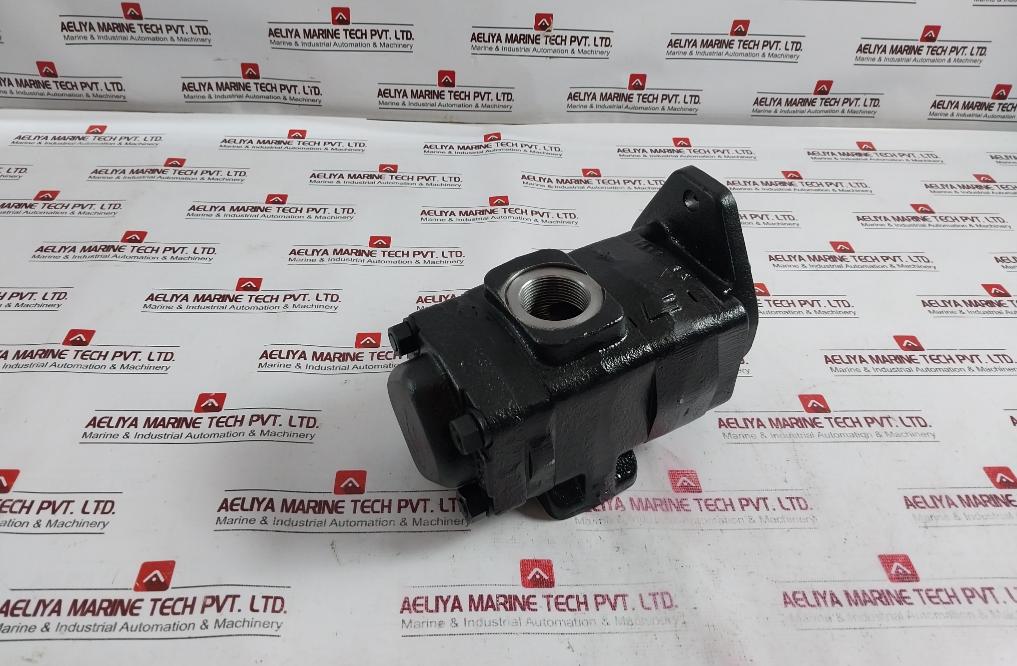 Parker 326-9121-118 Hydraulic Pump, Pgp315, Pgm315