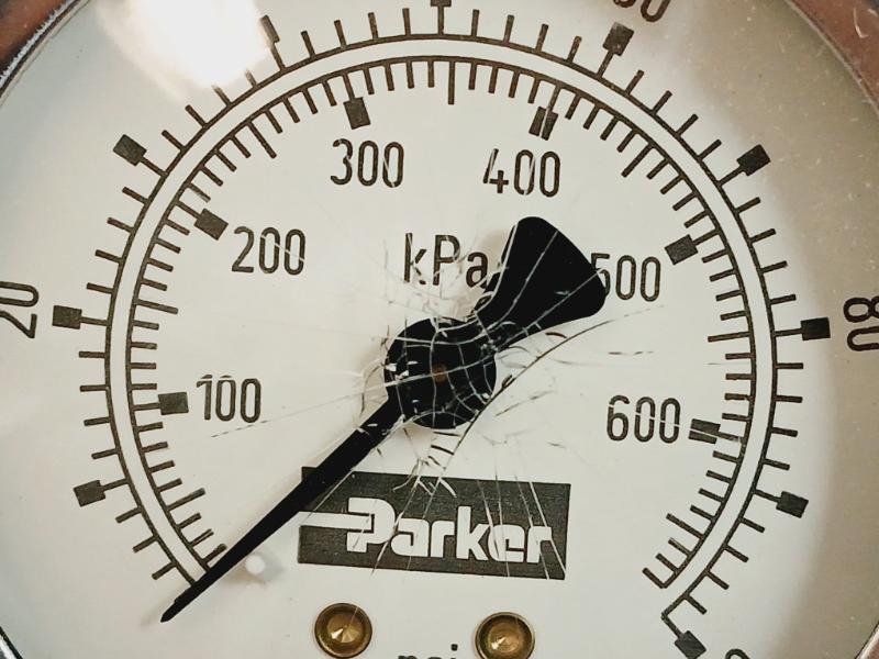 Parker 400016 Pressure Gauge 0-100 Psi/0-680 Kpa 1/4 In Npt