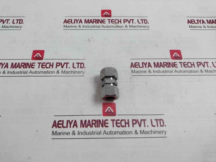 Parker 4571 Hydraulic Fitting 15L
