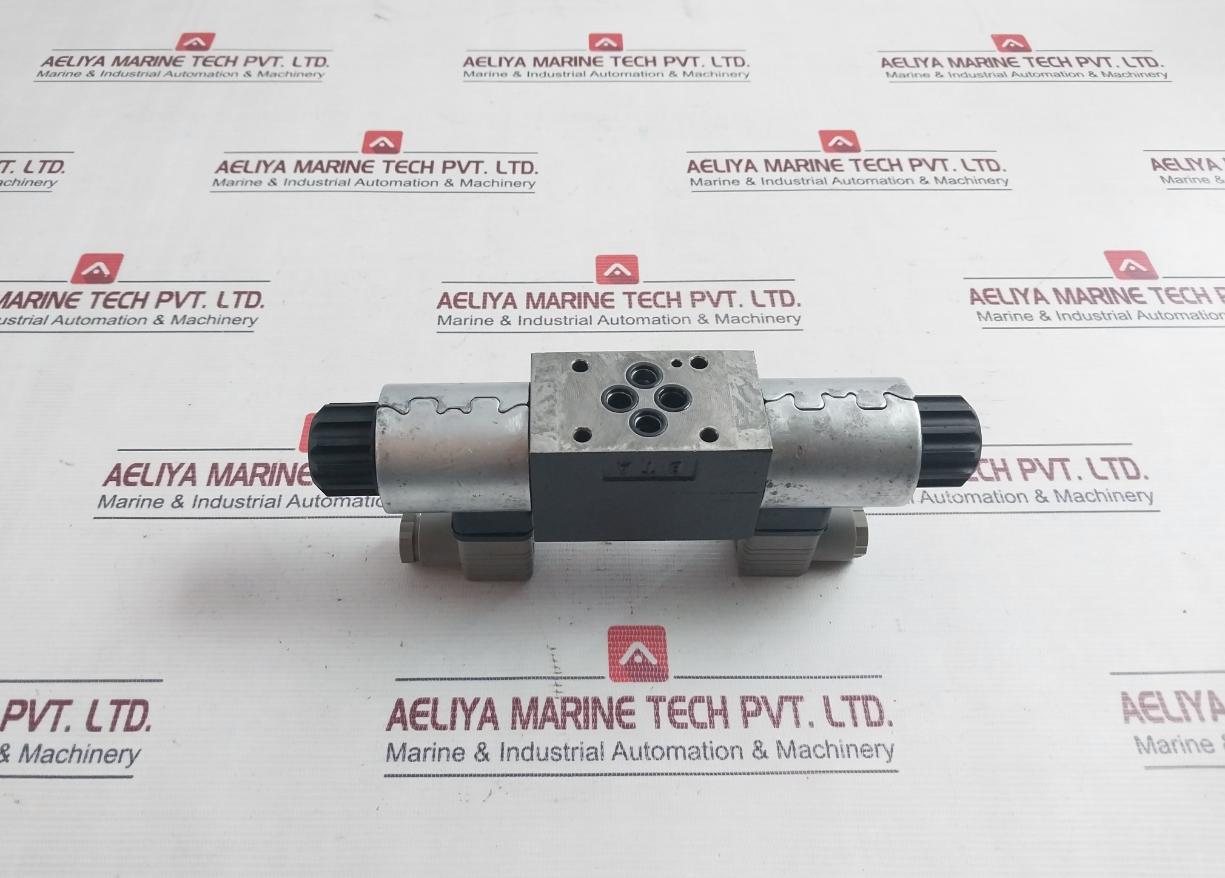 Parker 4D01 3208 0302 C1G0Q Hydraulic Directional Control Valve 24Vdc 100%Ed 14A