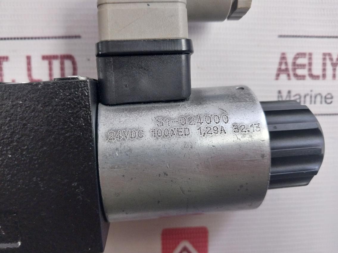 Parker 4D01 3208 0302 C1G0Q Hydraulic Directional Control Valve 24Vdc 100%Ed 14A