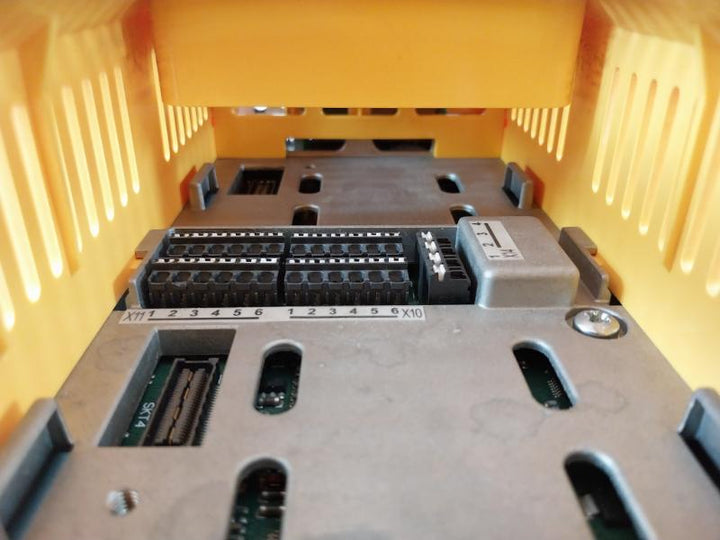 Parker 710-4D0010-bn-0S-0000 Variable Frequency Drive E142140