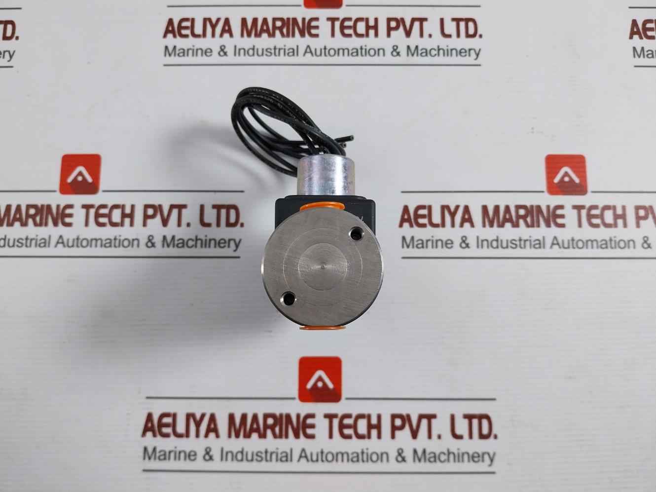 Parker 71335Sn2Gnj1 3-way Solenoid Valve 1/4" Npt