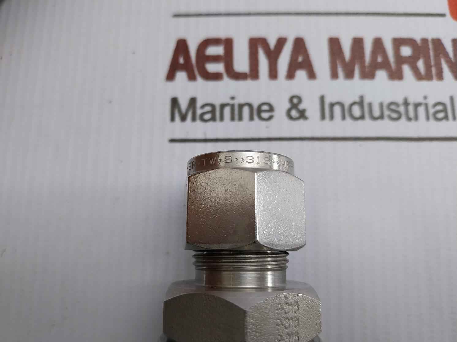 Parker 8A-b8Lj2-ssp-h-3478 B-series Two Way Stainless Steel Ball Valve Rev: A1