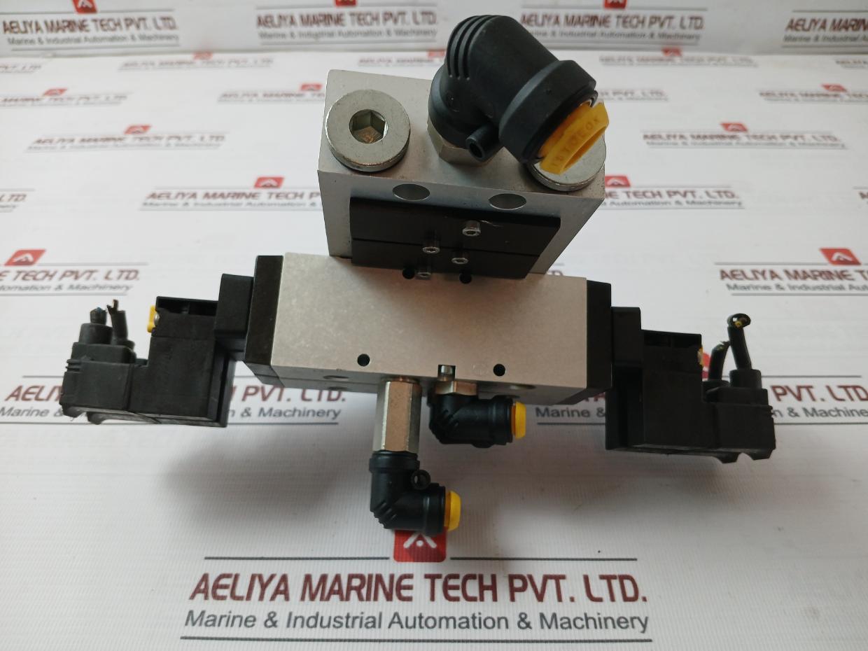 Parker 9121594806X Manifold Bar And Solenoid Valve P2E-kv32C 24Vdc 10 Bar/145Psi