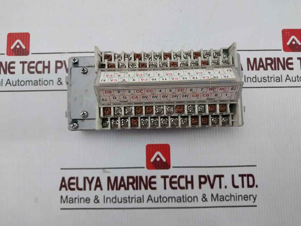 Parker A117xb-1608t-7 Input Output Mix Terminal 300v 14a