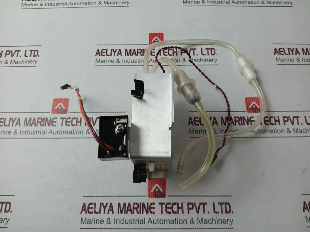 Parker D716a-22-04 Diaphragm Pump W/ Minco Ct198-1010r45.0l1-r Temp Controller