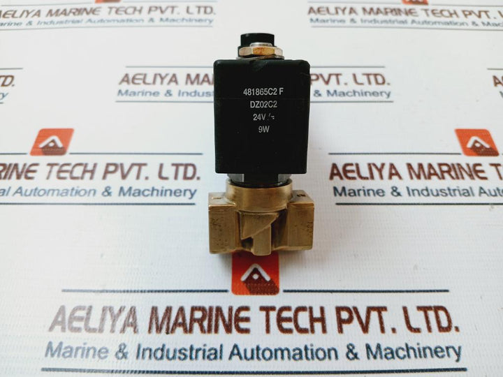 Parker E121K0402 Solenoid Valve W/ Dz02C2 Coil