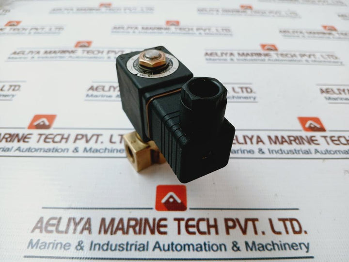 Parker E121K0402 Solenoid Valve W/ Dz02C2 Coil