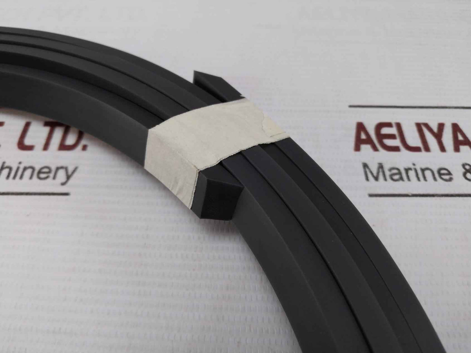 Parker Hannifin 77018827 O-ring 4950C20R13352 90D