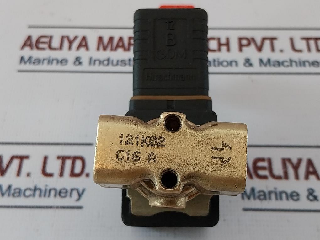 Parker Lucifer 121k02 Solenoid Valve W/ Coil 483510s6 F 220-240v 50hz