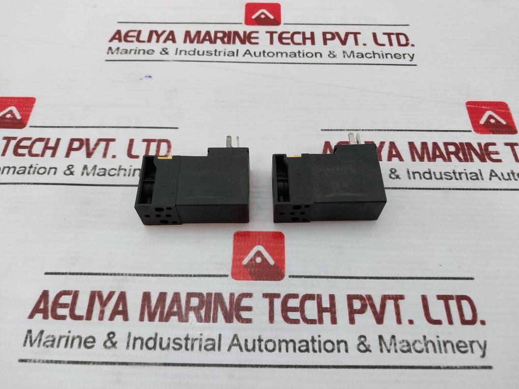 Parker P2E-kv32C Solenoid Valve 24Vdc 1.2W 10Bar 145Psi