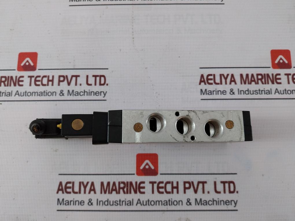 Parker P2Lbx512Esnxxx Viking Xtreme Pneumatic Valve 10 Bar/145 Psi 1.2W 24Vdc