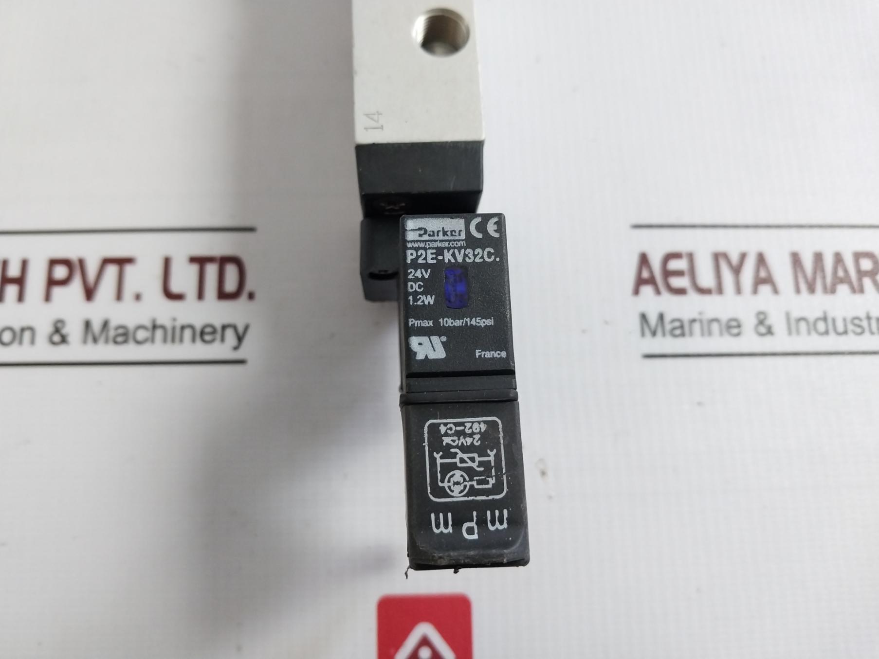 Parker P2Lbx612Eenxxx Valve Internal Air Standard Temperature 145 Psi 24Vdc