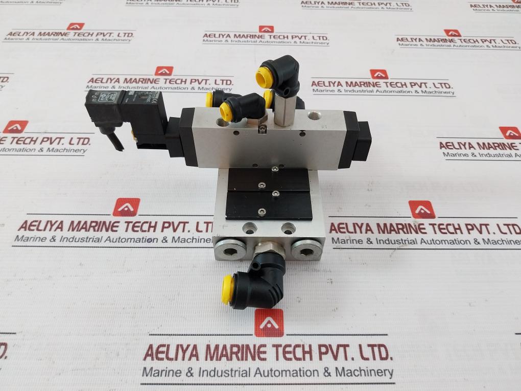 Parker P2Lbx612Eenxxx Viking Xtreme Series Pneumatic Valve 24V Dc 1.2W P2E-kv32C