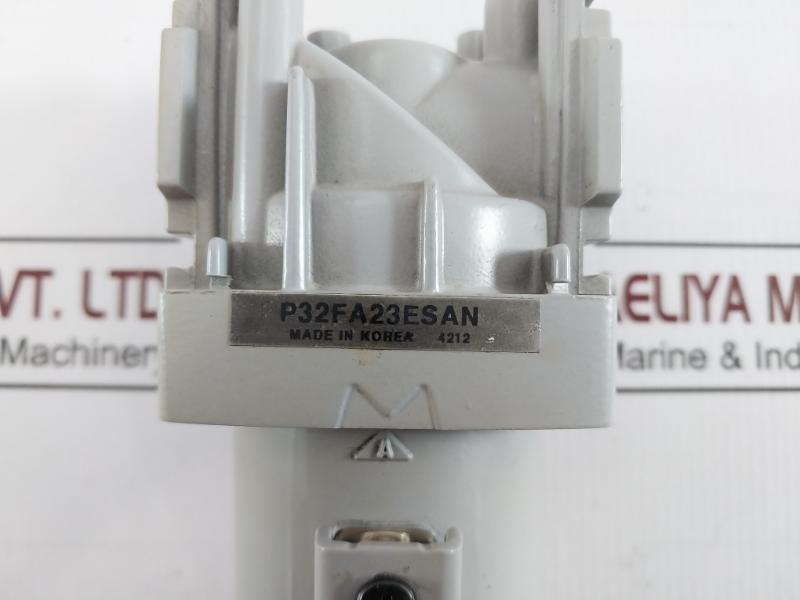 Parker P32Fa23Esan Pneumatic Filter 17,2Bar 1,72Mpa 250Psi 66°C (150°F) 10,3 Bar