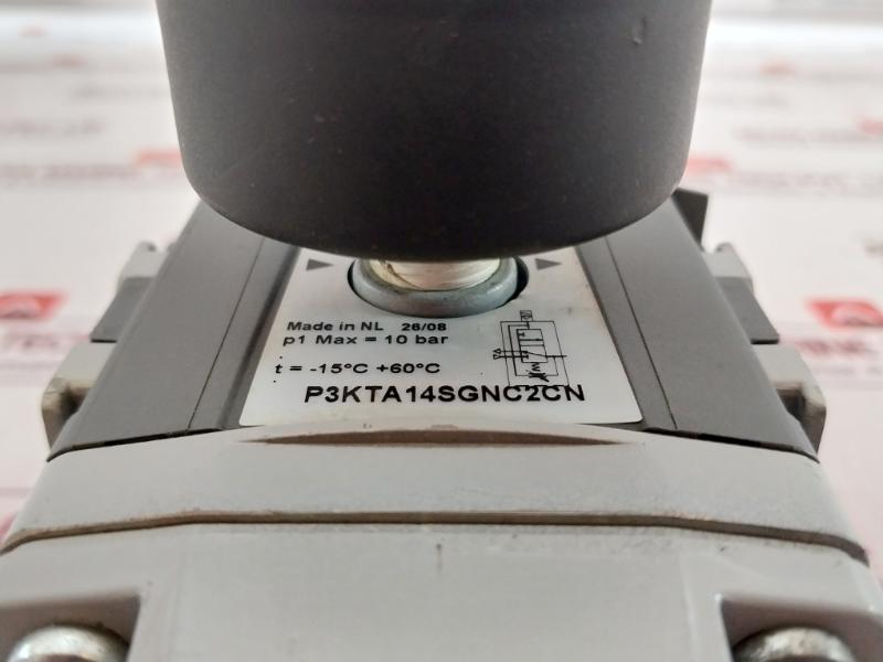 Parker P3Kta14Sgnc2Cn Pressure Regulator 0-11 Bar 0-160 Psi
