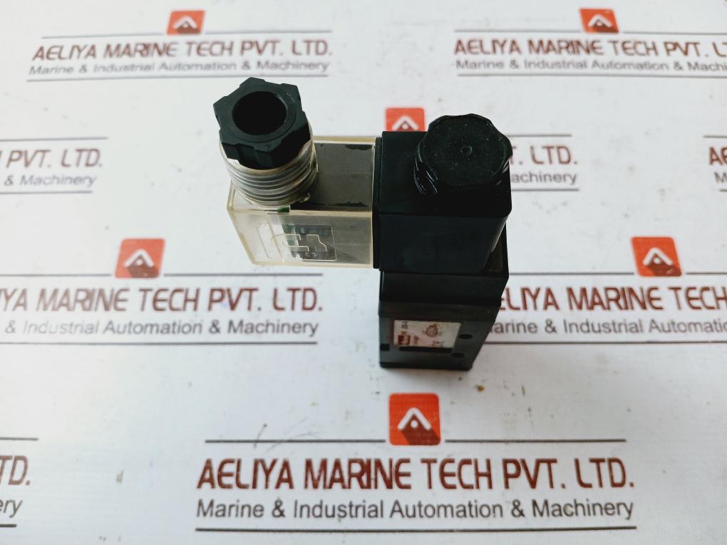 Parker Phs520S-8 Solenoid Valve Ac 110V 50Hz 5.0Va Pec5-110V-d