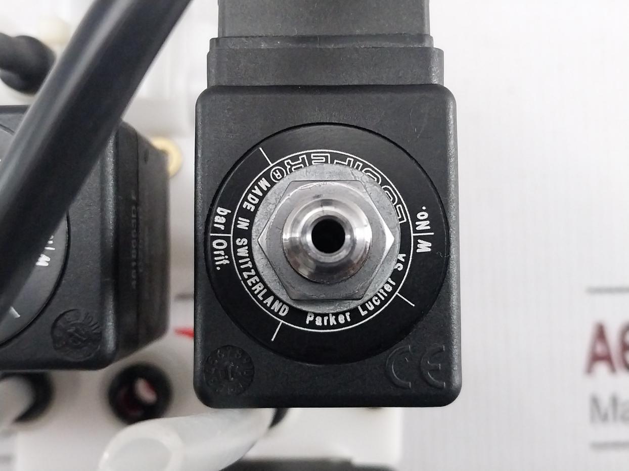 Parker E452-001806-058 Solenoid Valve 230V Ac 6/5A 8W