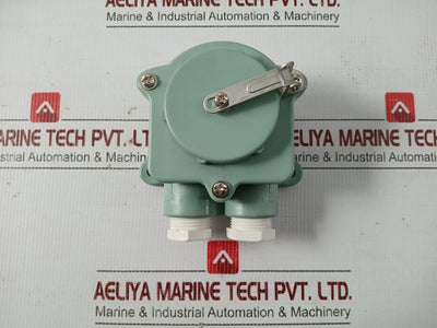 Part-No-Z-1m-Marine-Socket-2p-E-Ip56-250v-20a-2
