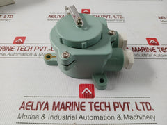 Part-No-Z-1m-Marine-Socket-2p-E-Ip56-250v-20a-6
