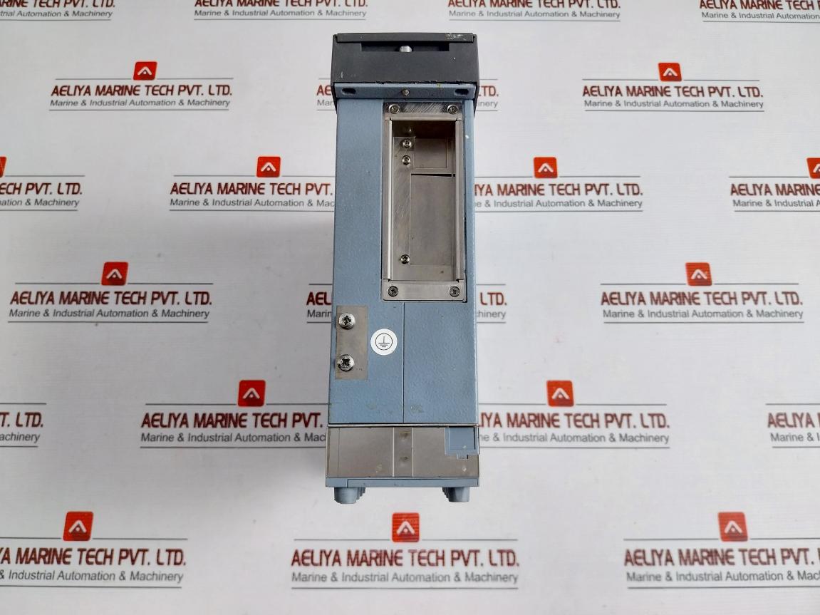 Part No: 7Sj8031-5Eb00-1Fb0/Bb Overcurrent Protection Relay By Siemens
