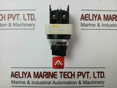 Part No: Ah30-p2 On Off Command Switch By Fuji Electric