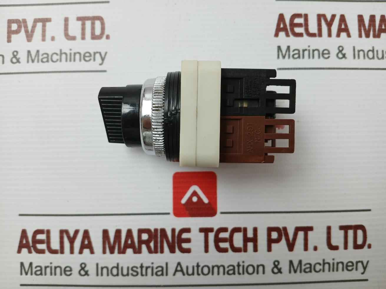 Part No: Ah30-p2 On Off Command Switch By Fuji Electric