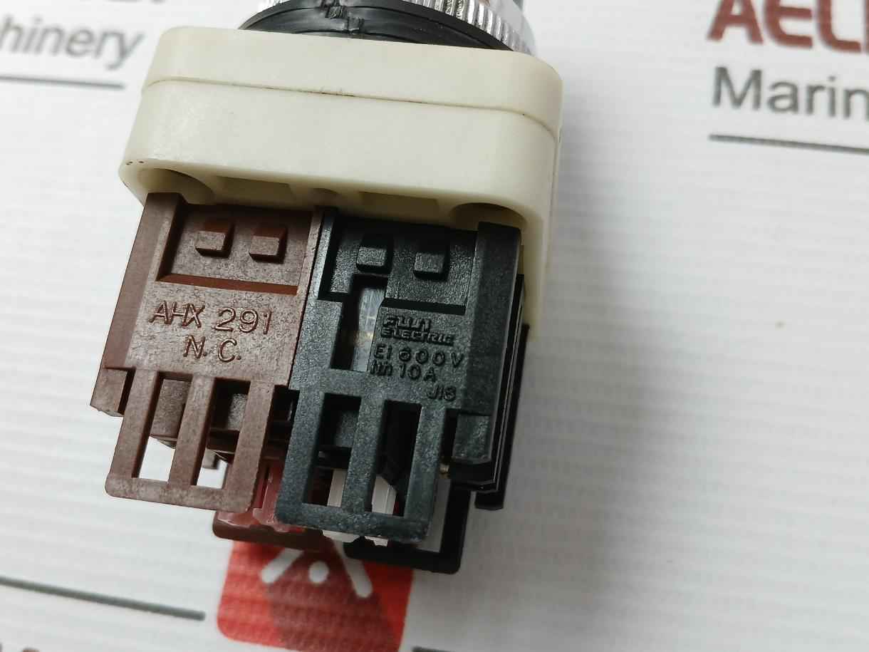 Part No: Ah30-p2 On Off Command Switch By Fuji Electric