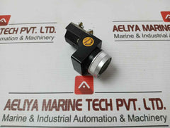 Part No: Cr-251-1 Push Button Switch By Hanyoung Nux 250 V A.C./5 A
