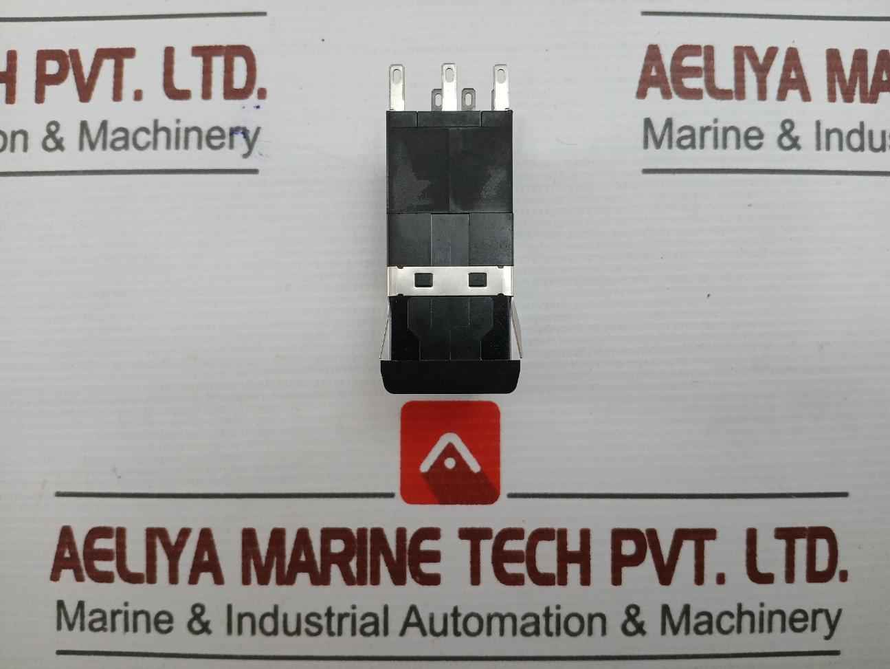 Part No: Mc3D-m10Rb Push Button Switch By Idec