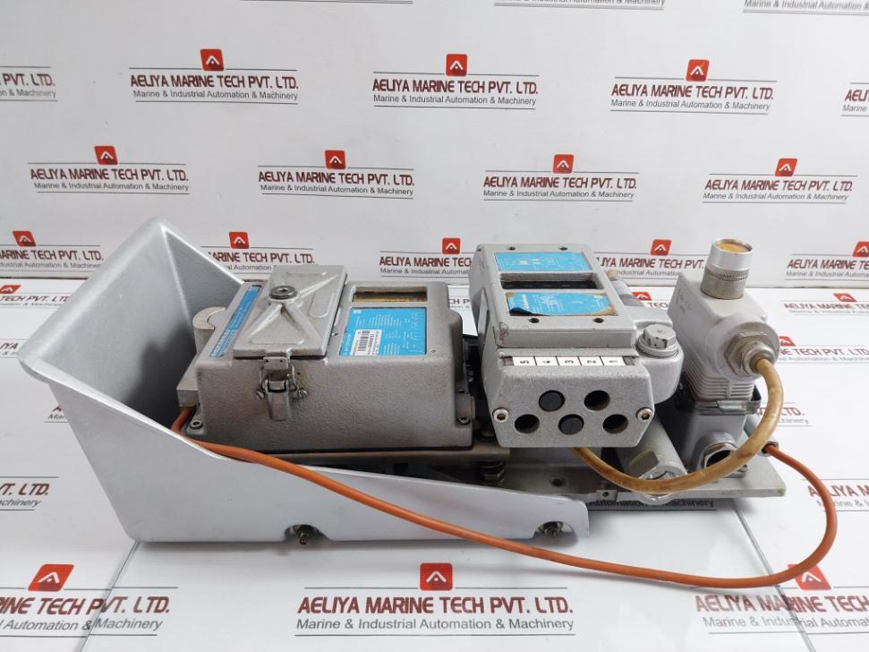 Part No: Vn215/87 Emc Oil Mist Detector By Schaller-automation Max 20 Bar Ip 54