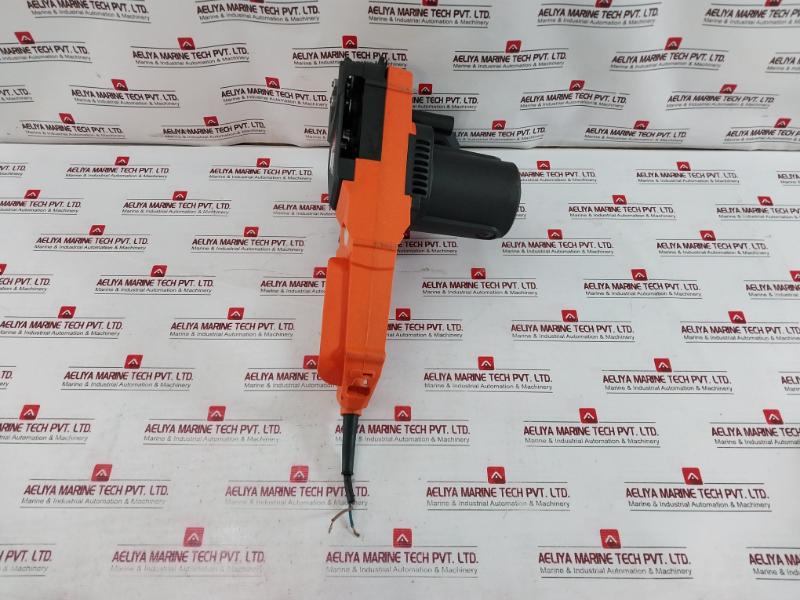 Patriot Esp1814 Electric Chain Saw 1800 Bt 220v 1530