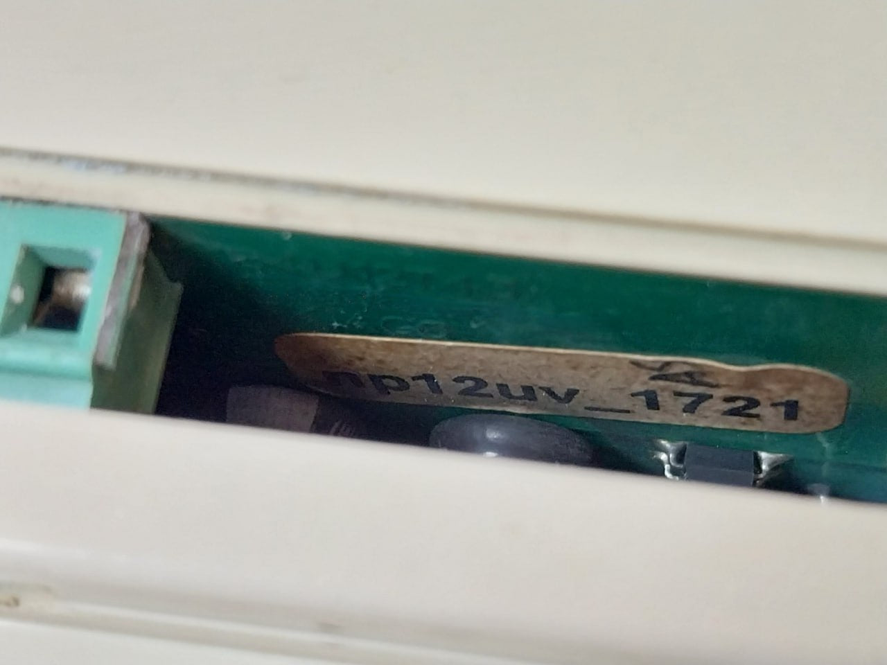 Pb4/12Yb/T/ Rv4/12Uv/T Measurement Unit 220V B4U12T43 0–40Ma