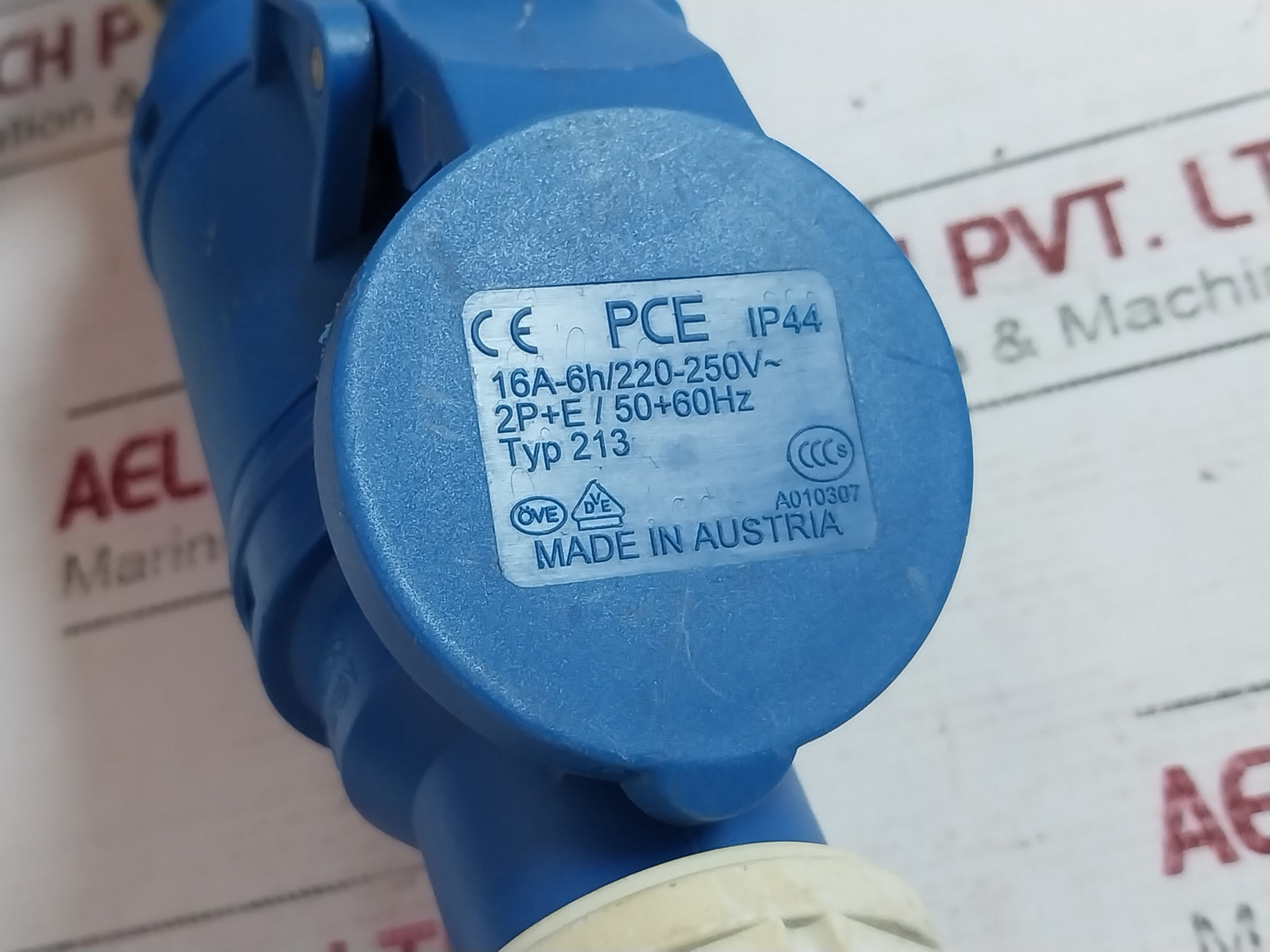 Pce 16A-6H/220-250V~ Pin & Sleeve Connector Type 213 Ip44 2P+E/50+60Hz