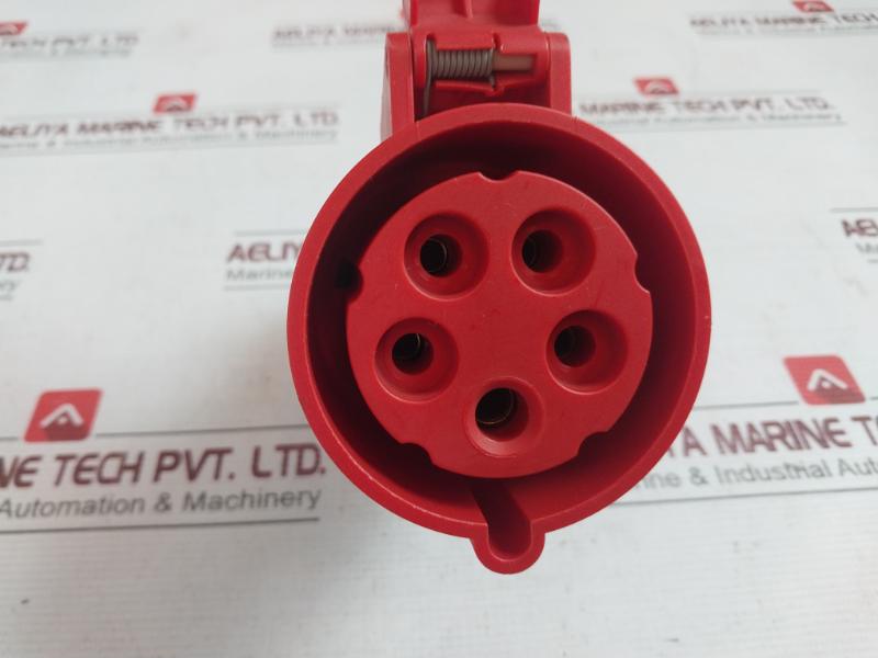 Pce 225 Cee-connector 32A-6H 220/380V 240/415V 50+60Hz Ip44 A010307
