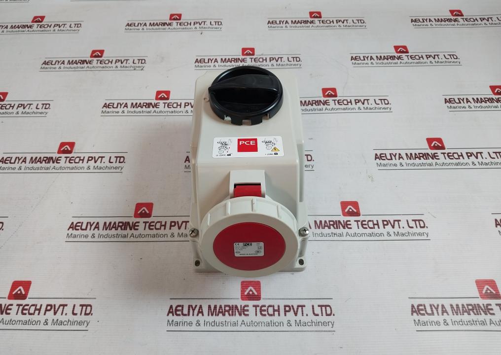 Pce 75242-3 Switch Interlocked Socket Awd 32A 4P 3H Ip66/ Ip67