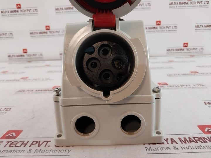 Pce 75242 Interlock Switch Socket 380/440V~ 50/60Hz 57A 1000V