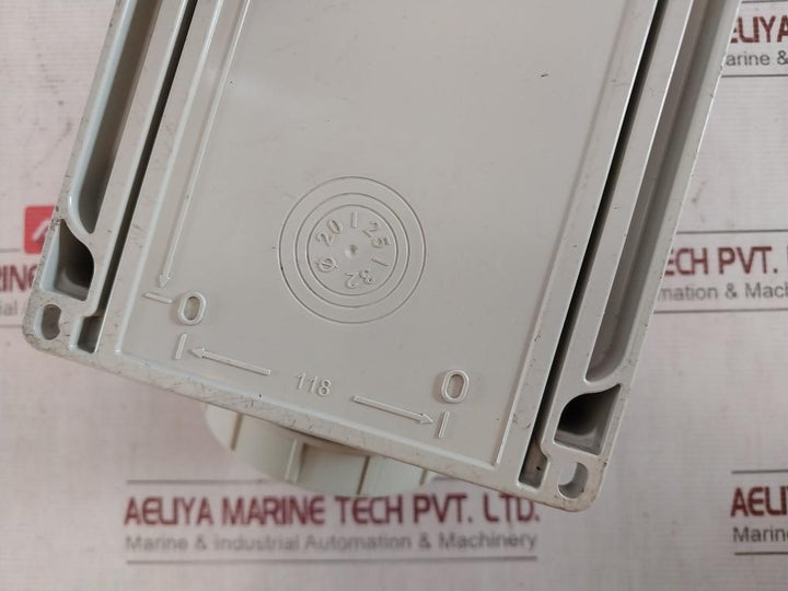 Pce 75242 Interlock Switch Socket 380/440V~ 50/60Hz 57A 1000V