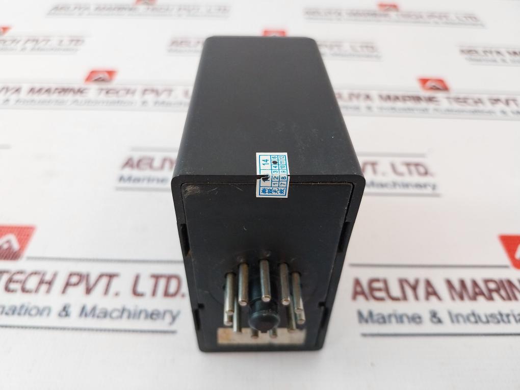 PD-132 Single Channel Vehicle Loop Detector with MT740 Base AC220V